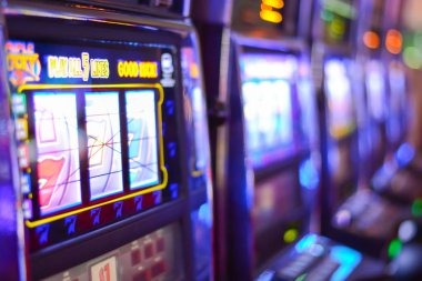 Aviator slot game with live multiplier Aviator slot game interface on latar 888